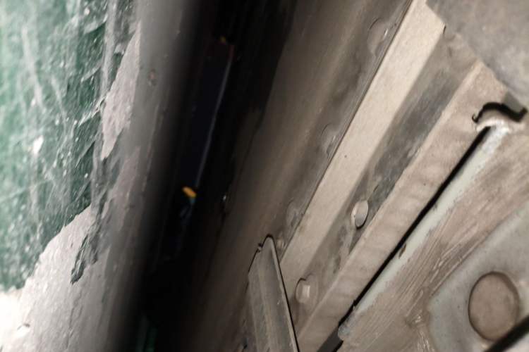 Used XPeng P7 2022 480E Chassis Rear Right