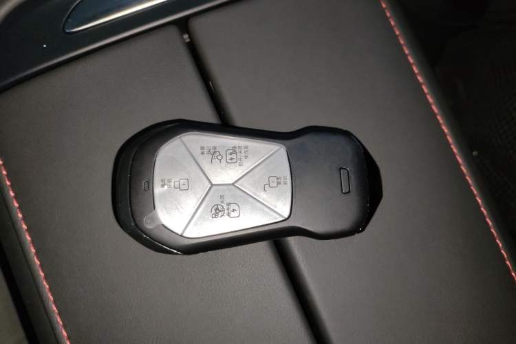 Used XPeng P7 2022 480E Interior 1