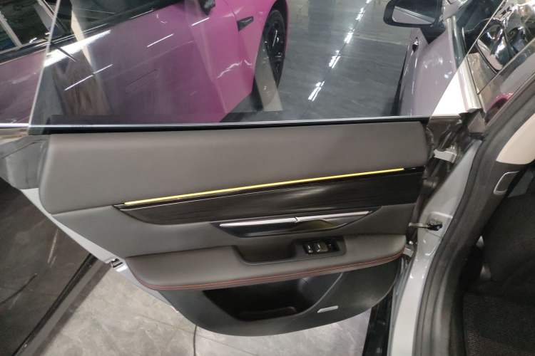 Used XPeng P7 2022 480E Interior 8