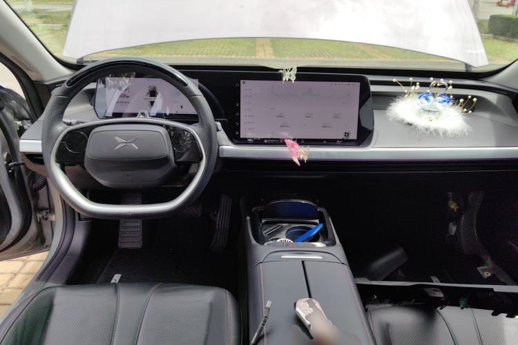 Used XPeng P7 2022 480G Center Console