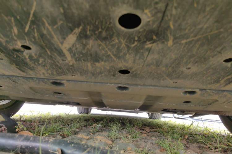 Used XPeng P7 2022 480G Chassis Rear