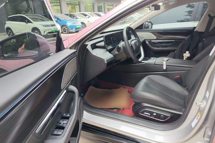 Used XPeng P7 2022 670N+ Driver Seat