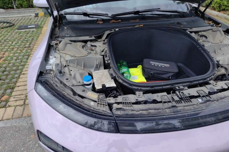 Used XPeng P7 2022 480G Engine Bay Right