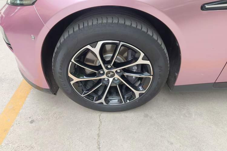 Used XPeng P7 2022 670N+ Exterior 4