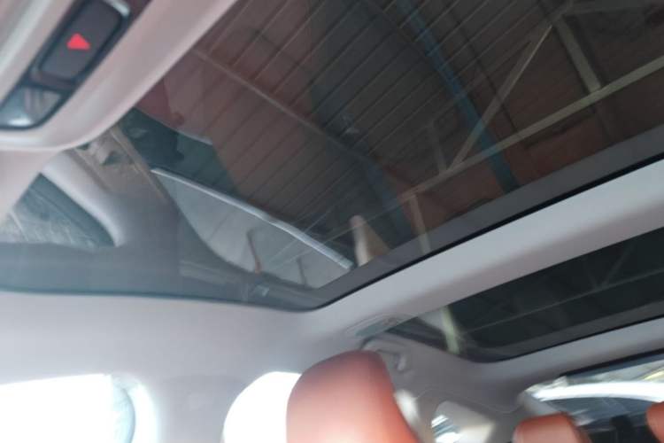Used XPeng P7 2022 670N+ Interior 5