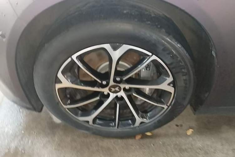 Used XPeng P7 2022 625E Left Front Wheel Hub