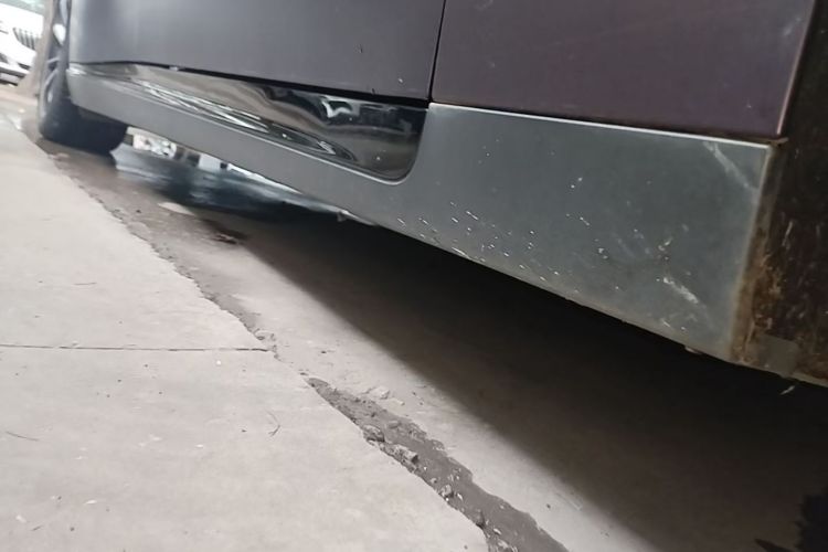 Used XPeng P7 2022 625E Left Side Sill