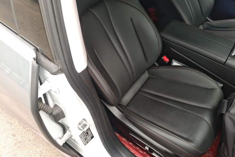 Used XPeng P7 2022 480E+ Right Front Seat