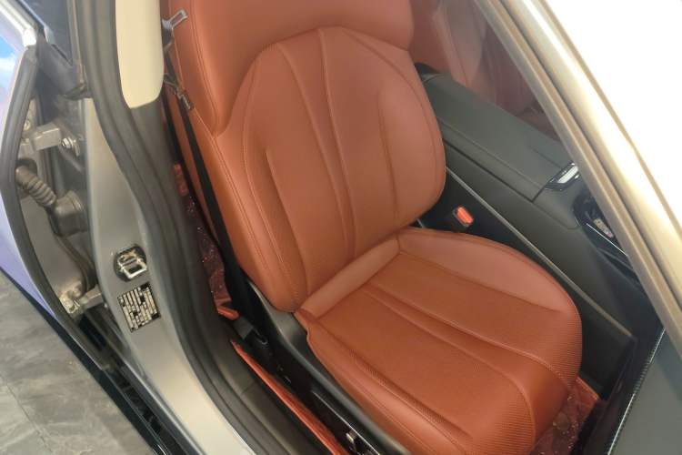 Used XPeng P7 2022 670N+ Right Front Seat