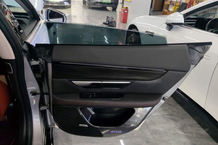 Used XPeng P7 2022 670N+ Right Rear Door Interior