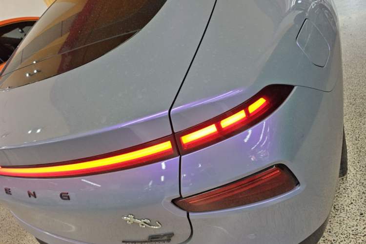 Used XPeng P7 2022 670N+ Right Rear Taillight
