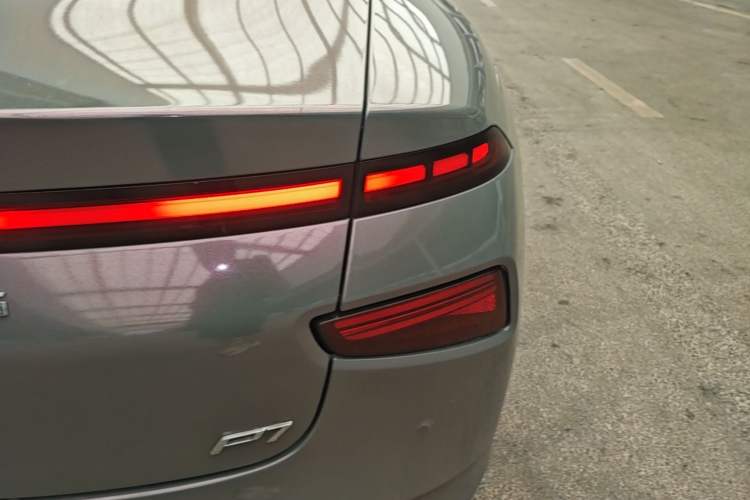 Used XPeng P7 2022 480E+ Right Rear Taillight