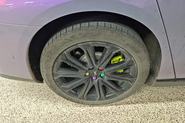 Used XPeng P7 2022 670N+ Right Rear Wheel Hub