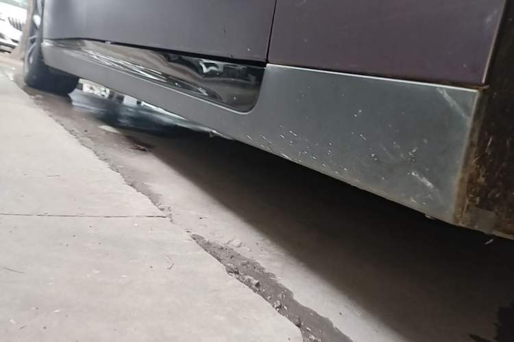 Used XPeng P7 2022 625E Right Side Sill