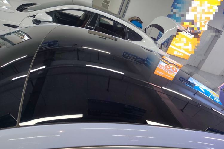 Used XPeng P7 2022 670N+ Roof
