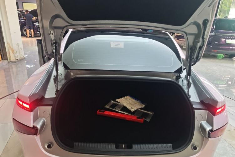 Used XPeng P7 2022 586G Trunk