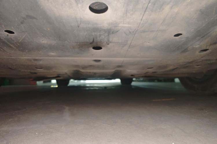 Used XPeng P7 2022 480E Chassis Rear