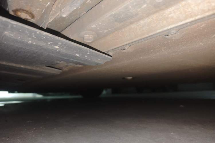 Used XPeng P7 2022 480E Chassis Rear Left