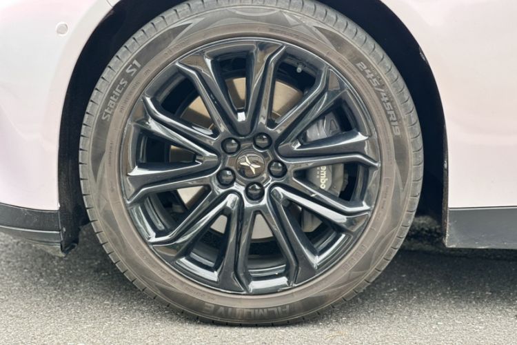 Used XPeng P7 2022 625E Exterior 8