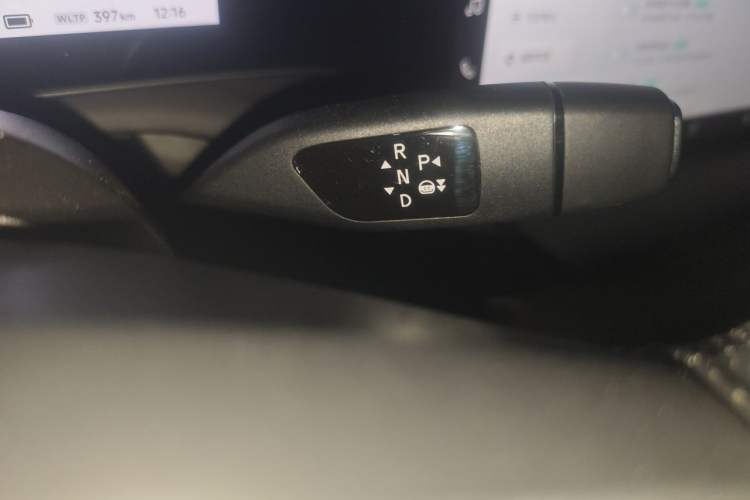 Used XPeng P7 2022 480E Gear Lever