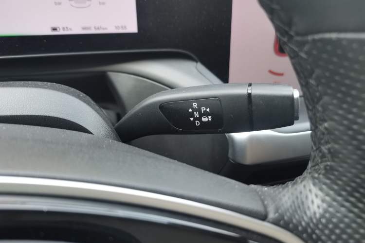 Used XPeng P7 2022 670E+ Gear Lever