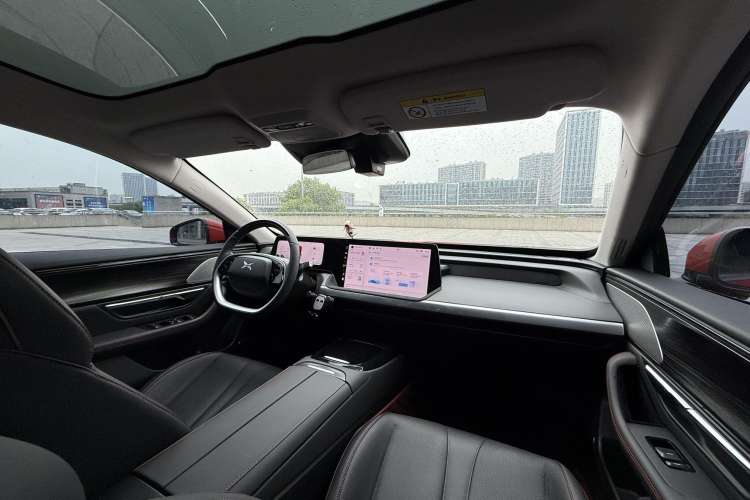 Used XPeng P7 2022 480E Interior 1