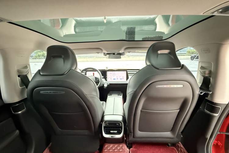 Used XPeng P7 2022 480E Interior 10