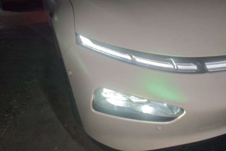 Used XPeng P7 2022 480E Right Front Headlight