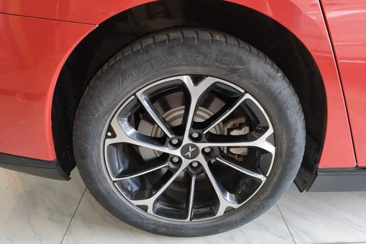 Used XPeng P7 2022 480E Right Rear Wheel Hub