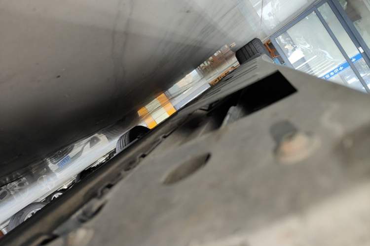Used XPeng P7 2022 480E Right Side Sill