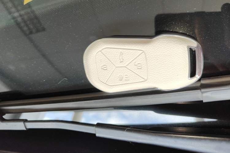 Used XPeng P7 2022 480E Vehicle Key