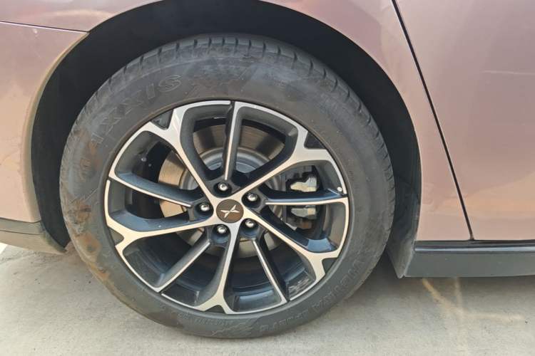 Used XPeng P7 2022 480E Right Rear Wheel Hub
