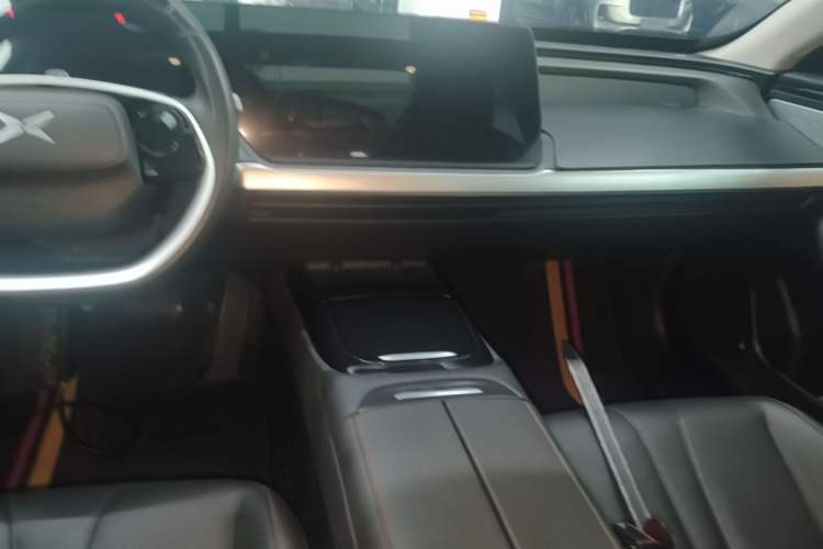Used XPeng P7 2022 670N+ Audio And AC Panel