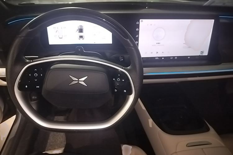 Used XPeng P7 2022 625E Center Console