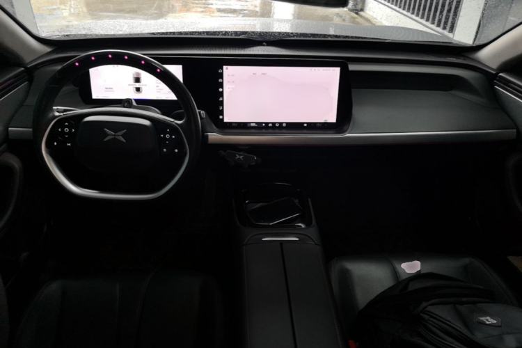 Used XPeng P7 2022 625E Center Console