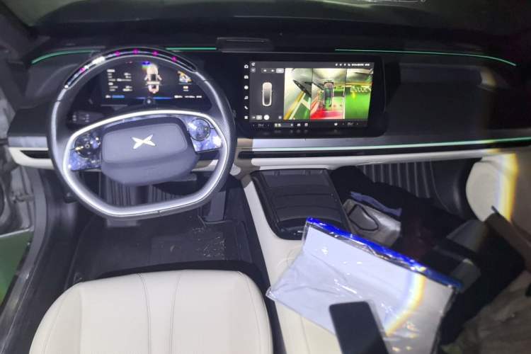 Used XPeng P7 2022 625E Center Console
