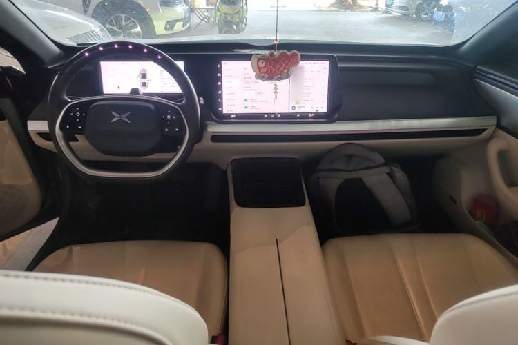 Used XPeng P7 2022 480E Center Console