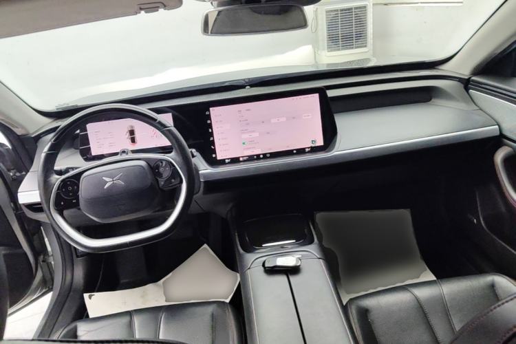 Used XPeng P7 2022 480G+ Center Console