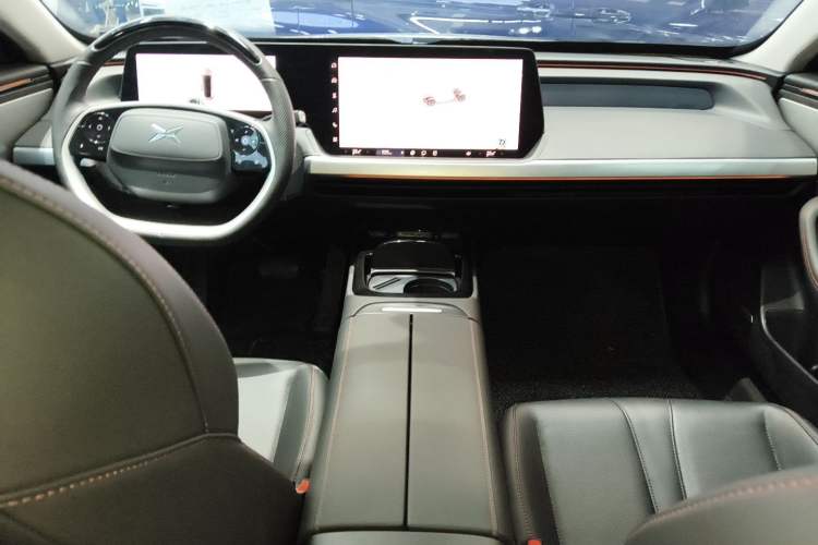 Used XPeng P7 2022 586G Center Console