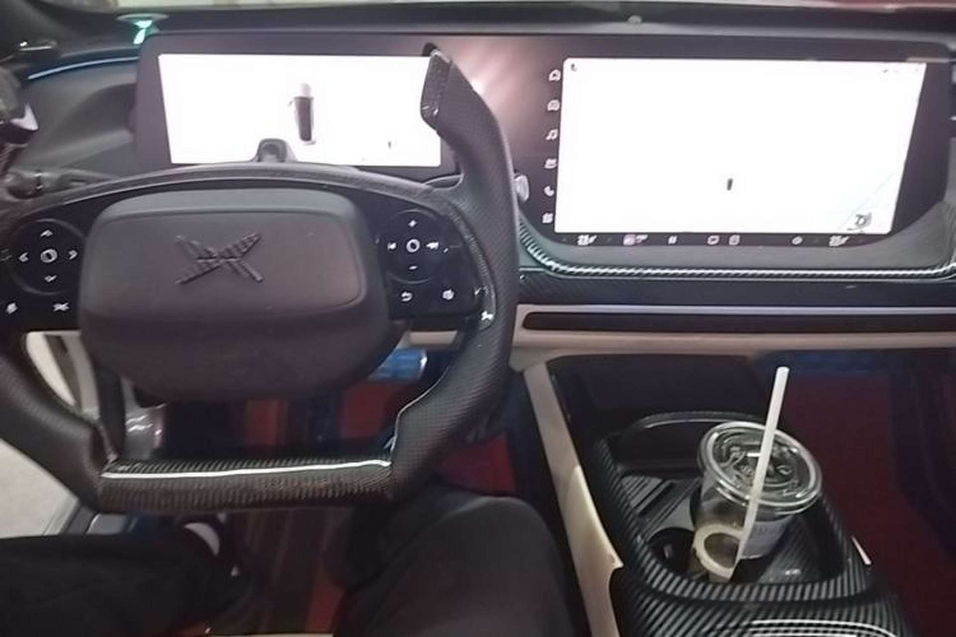 Used XPeng P7 2022 670N+ Center Console