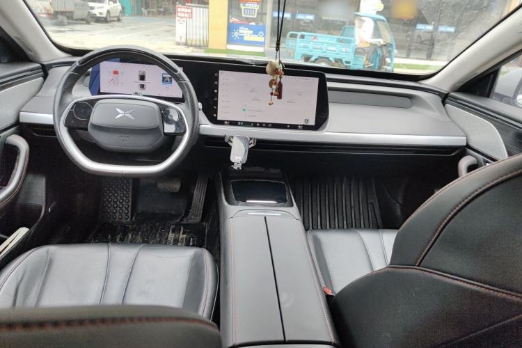 Used XPeng P7 2022 625E Center Console