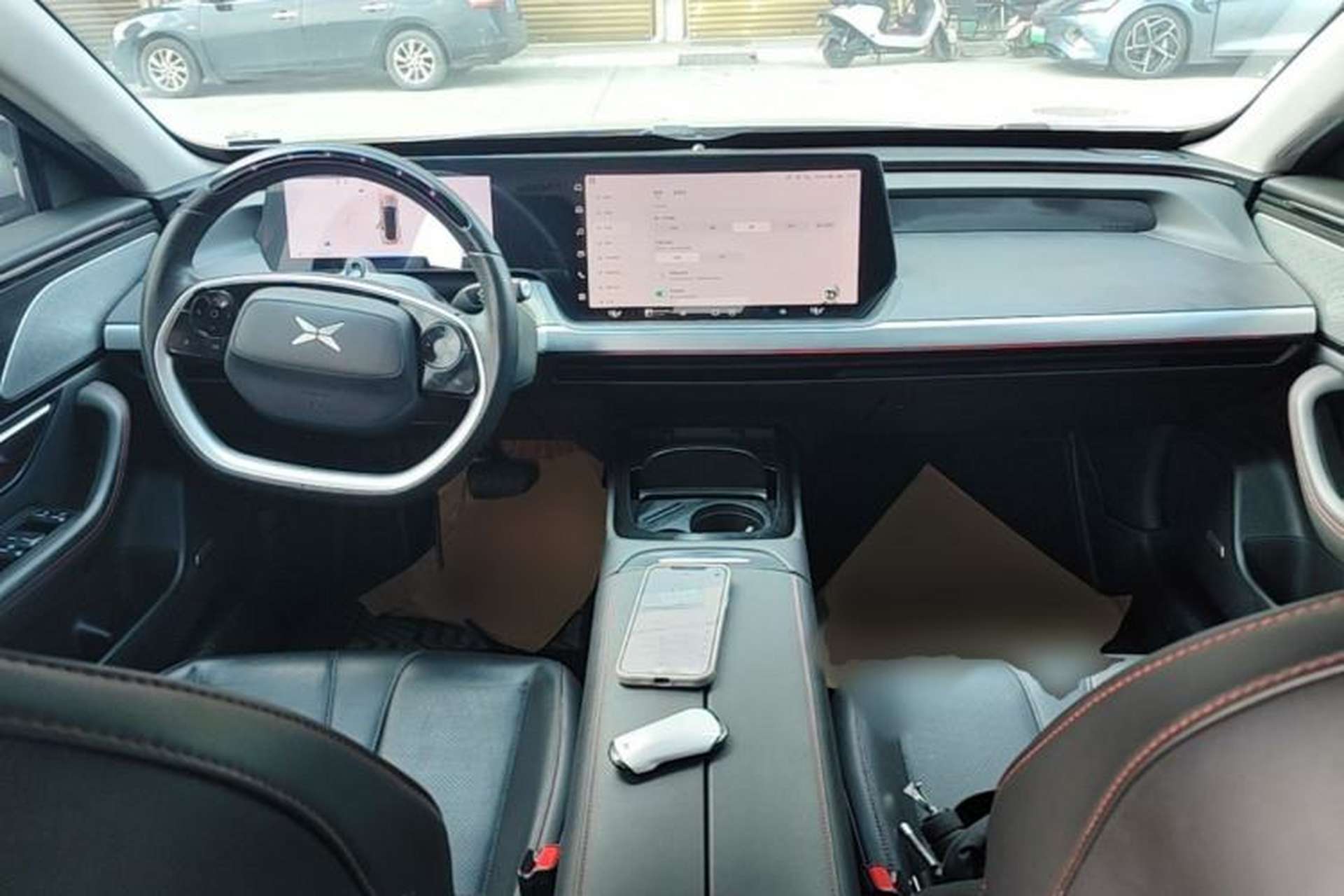 Used XPeng P7 2022 670E+ Center Console