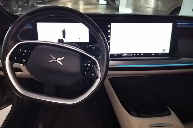 Used XPeng P7 2022 670N+ Center Console