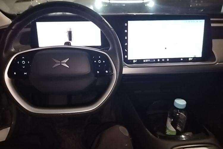 Used XPeng P7 2022 480G+ Center Console