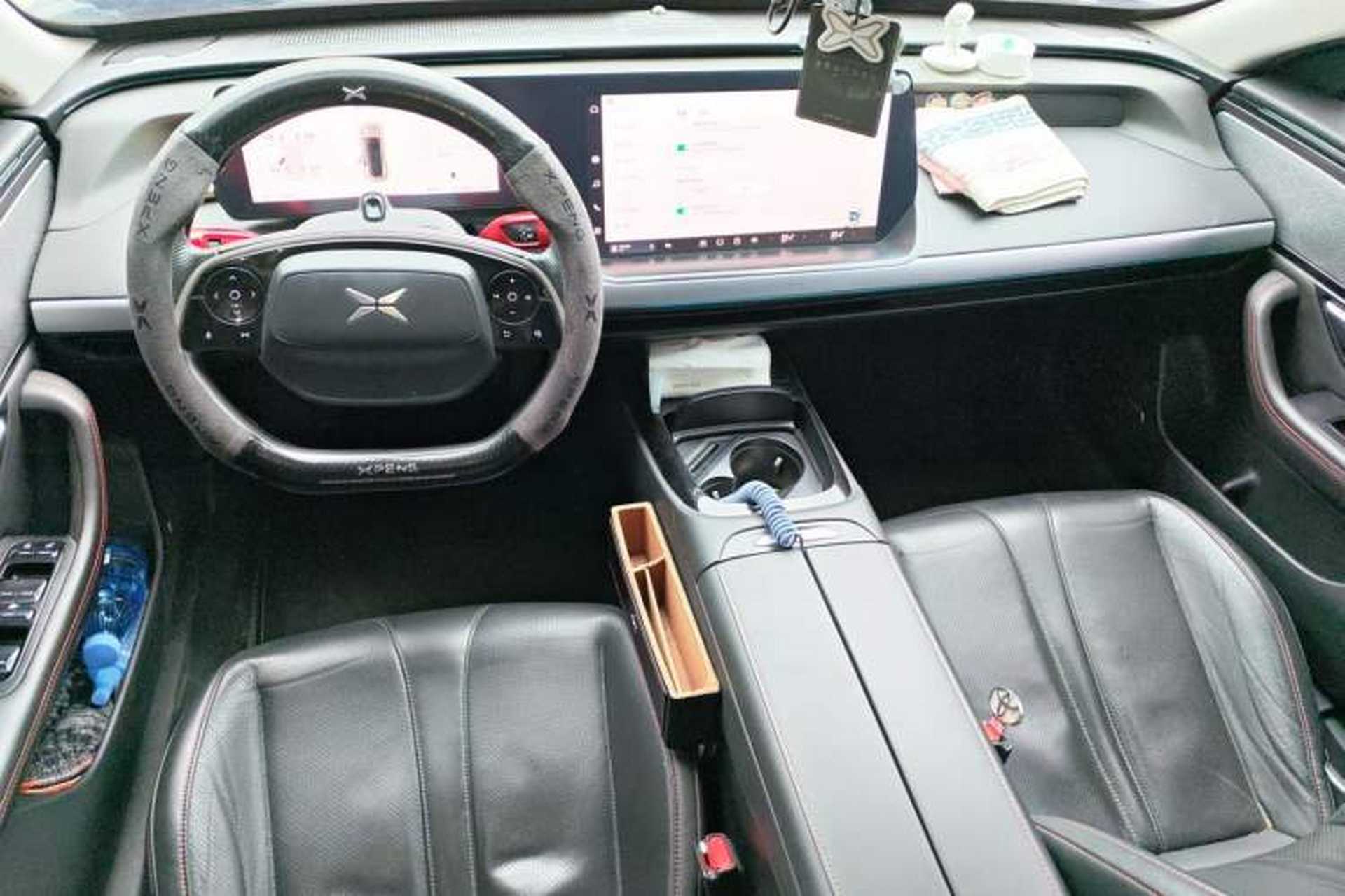 Used XPeng P7 2022 670N+ Center Console