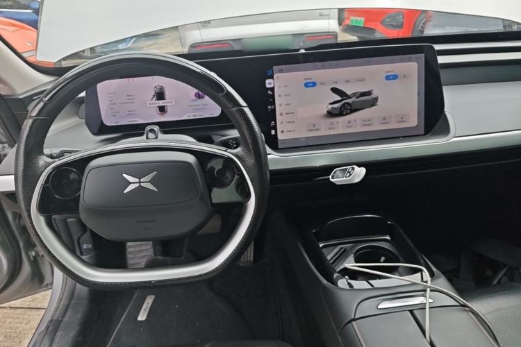 Used XPeng P7 2022 625E Center Console
