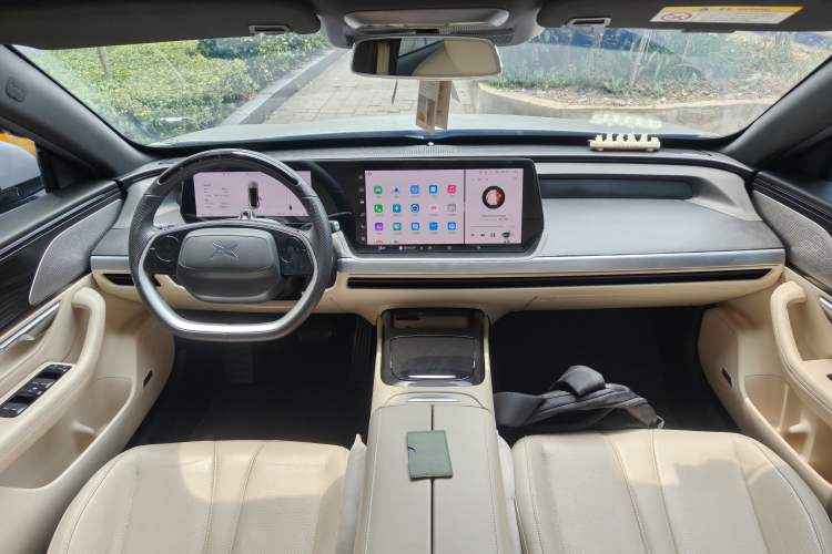 Used XPeng P7 2022 670E+ Center Console