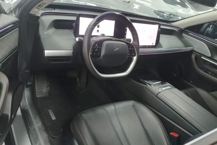 Used XPeng P7 2022 586G Center Console