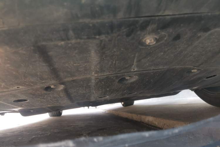 Used XPeng P7 2022 670E+ Chassis Front