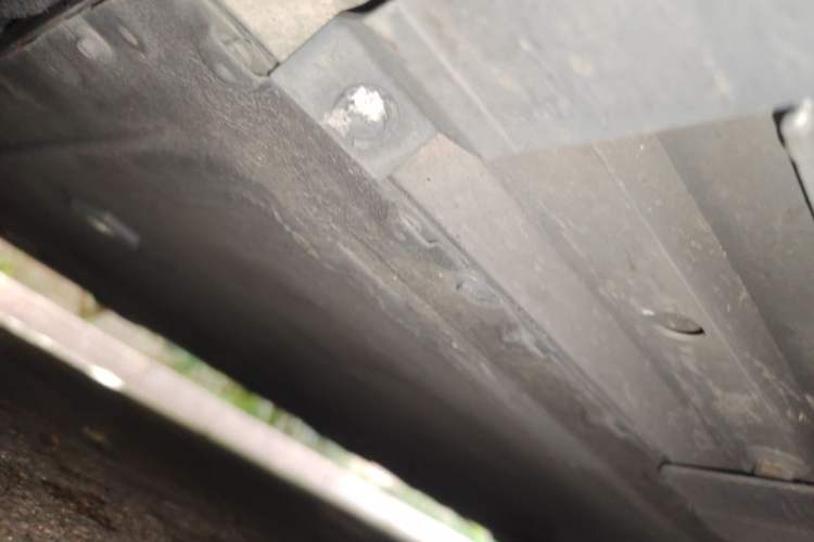 Used XPeng P7 2022 480G Chassis Front Left